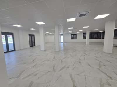 Zyra Open Space me Qira Ne Teg  340m2