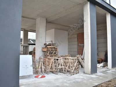 Store space for rent in Elbasani street in Tirana, Albania