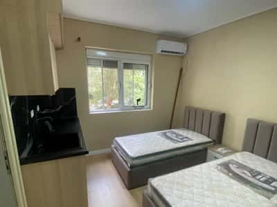 Tirane, jepet me qera garsonier Kati 2, 50 m² 580 € (21 DHJETORI)