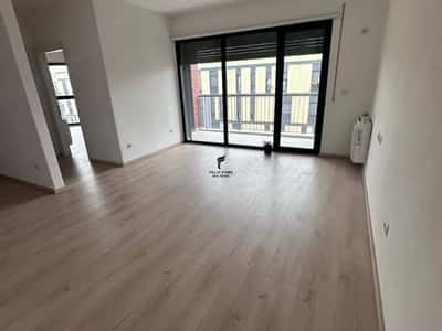 Tirane, jepet me qera zyre Kati 6, 89 m² 770 € (STACIONI I TRENIT)