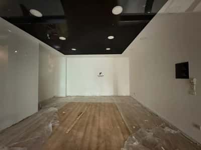 Tirane, jepet me qera dyqan Kati 3, 35 m² 800 € (RRUGA ELBASANIT)
