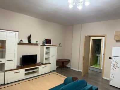 Tirane, jepet me qera apartament 2+1 Kati 7, 144 m² 700 € (LIQENI I THATE)