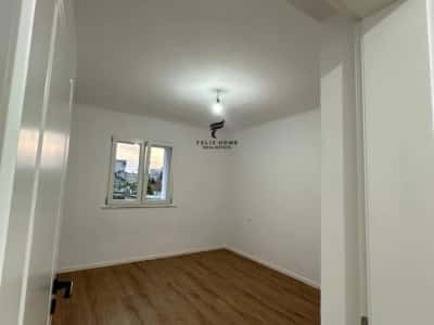 Tirane, shitet apartament 1+1+Ballkon Kati 3, 55 m² 153.000 € (BULEVARDI ZOGU I PARE)
