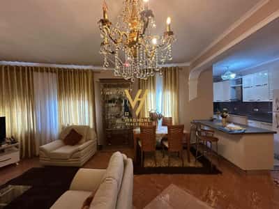 JEPET APARTAMENT 2+1 ME QERA NE QENDER 80.000 LEKE