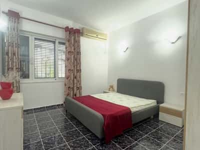 Jepet apartament 2+1 me qira tek Fresku , prane Restorant Freskut .