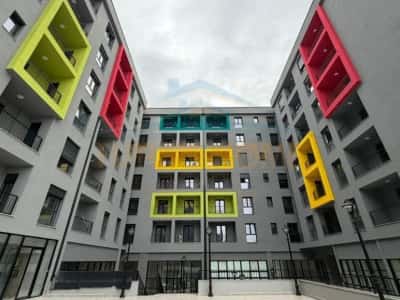 Tirane, shitet apartament 2+1 Kati 2, 118 m² 120.000 € (paskuqan)
