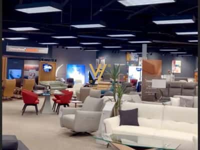 JEPET AMBIENT BIZNESI 900 M2 ME QIRA TEK TEG 500.000 LEKE