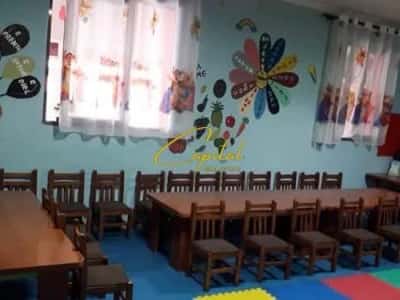 Tirane, jepet me qera ambjent biznesi Kati 0, 200 m² 1.000 € (YZBERISHT)