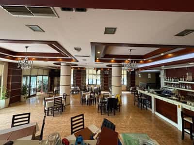 RESTORANT ME QERA 400 M2 PORCELAN 150.000 LEKE FH-92692