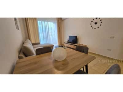 Tirane, jepet me qera apartament 1+1 Kati 6, 83 m² 500 €