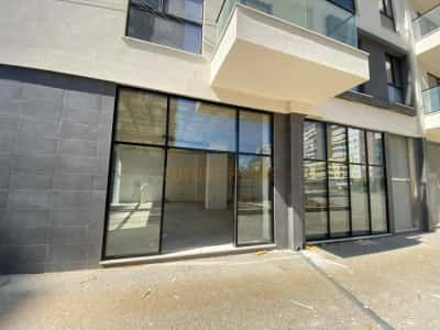 Tirane, jepet me qera ambjent biznesi Kati 0, 127 m² 2.300 € (TURDIU , Fusha e Aviacionit)
