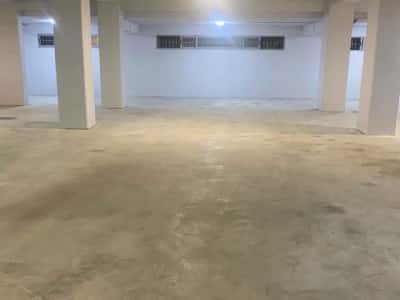 Tirane, jepet me qera ambjent biznesi Kati -1, 300 m² 3.000 € (Unaza e re)
