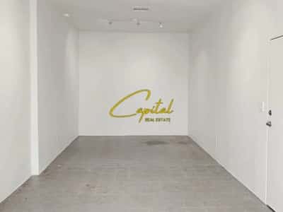 Tirane, jepet me qera dyqan Kati 0, 24 m² 300 € (RRUGA E DURRESIT)