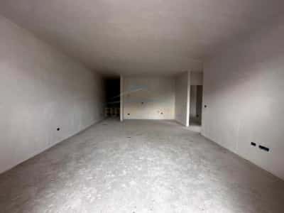 Tirane, shitet apartament 3+1 Kati 3, 166 m² 174.000 € (Paskuqan)