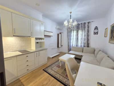 Tirane, jepet me qera apartament 2+1 Kati 2, 74 m² 750 € (SHALLVARET)