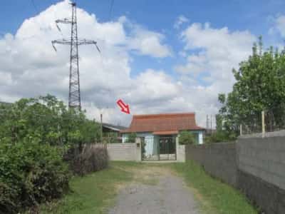 Elbasan, shitet Toke Are + Truall + Ndertese 1.400.000 Leke (Vidhas, Elbasan)