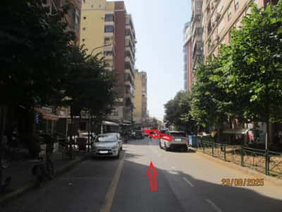 Tirane, Shitet Njesi, 42 m², Cmimi Fillestar 10,500,000 Leke (Rruga "Saraceve")