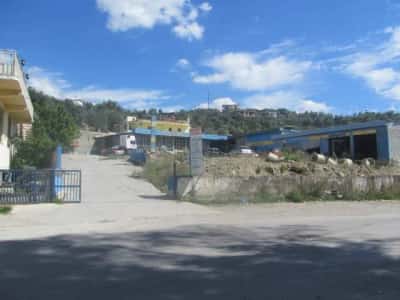 Lushnje, Shitet Truall 3,891 m² + Ndertese 798 m², Cmimi Fillestar 28.000.000 Leke (Karbunare e Poshtme , Lushnje)