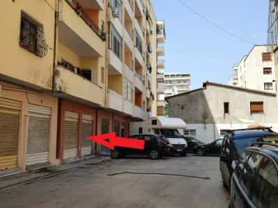 Vlore, Shitet Njesi Biznesi 72 m², Cmimi Fillestar 7.492.000 Leke (Lagja “Pavaresia”)