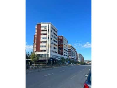 Shitet, Ambient + Verande, Unaza e Re € 650,000