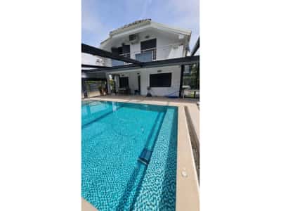 Golem, shitet Vile Vile 2 Katshe , 440 m² 700.000 € (Golem)
