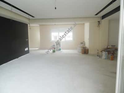 Three bedroom aprtment for sale cloe to TEG bussiness center in Tirana, in Albania (TRS-518-4d)