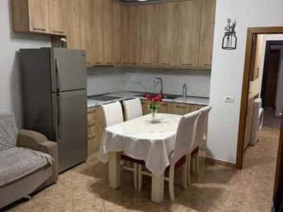 3+1 qira Spitali Nen Tereza