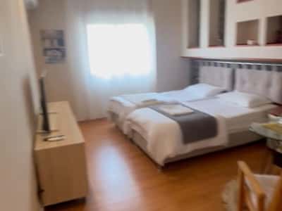 SHITEN 2 APARTAMENTE 1+1&GARSONIERE 9 KATESHET 360.000 EURO