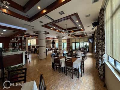 Jepet Bar-Restorant me qera ne zonen e Porcelanit prane Unazes se Madhe.  ID 5564
