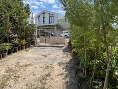 VILE NE SHITJE  NE SHIJAK ME SIPËRFAQE 2,300 m² TOKË + BANESË + AMBIENT BIZNESI  !!