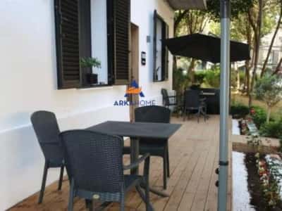 Tirane, shitet garsonier 2+1 Kati 0, 74 m² 210.000 € (rruga muahmet gjollesha)