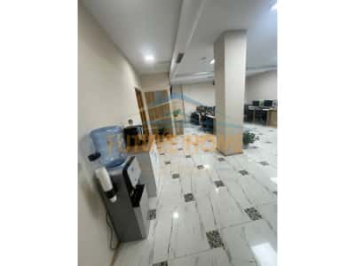 Tirane, shitet ambjent biznesi Kati 1, 210 m² (stadiumi)