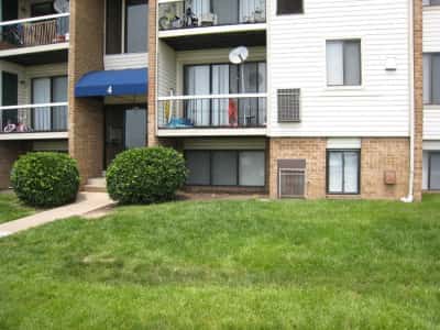 Tirane, shitet garazh | post parkimi 2+1 Kati 5, 110 m² 265.000 € (SAUKU)