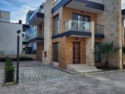 Shitet, Vile, Golem, Durres