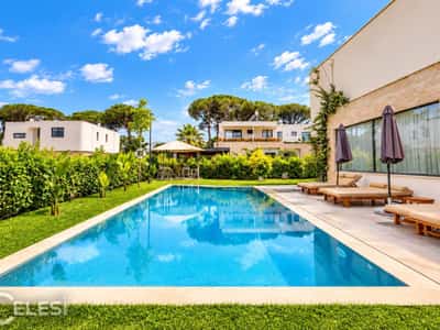 GJIRI LALEZIT, San Pietro Resort