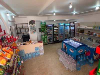 Ambient Komercial Për Shitje në Plazh, Durrës