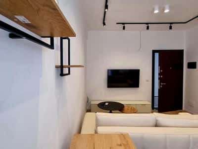 JEPET SUPER APARTAMENT ME QERA 1+1 Kopshti Botanik