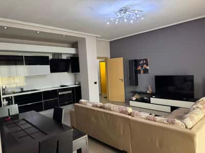 SHITET APARTAMENT 2+1+2 NE BULEVARDIN VLORE-SKELE