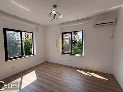 Qira, Ambient Biznesi 3+1+2blk, Rruga e Elbasanit, 800 euro/muaj Neto