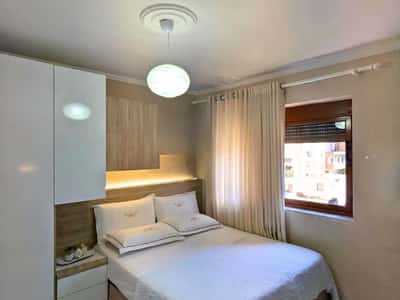 Shitet apartament 1+1 ne Vlore , Zone Qendore .