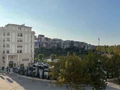 Rruga e Ullishtes, Tiranë