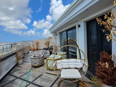 Luxury Penthouse Për Shitje në Plazh, Durrës !