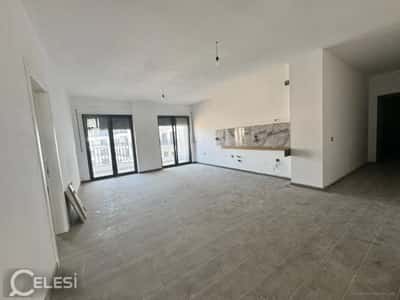 Zyre Me Qera 3+1 Tek Bulevardi i RI (ID BZ21040) Tirane