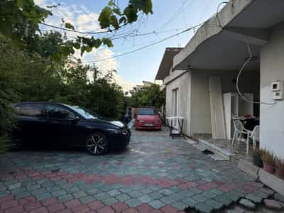 SHTEPI PRIVATE + TRUALL NE SHITJE KOMBINAT