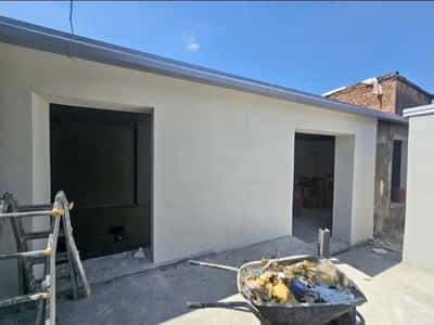 Jepet Magazine me Qera 100 m2 - Shkoze, Tirane