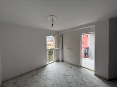 Shitet, Apartament 1+1, Rruga Mine Peza, Tiranë.