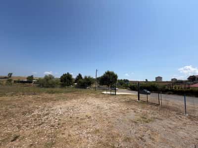 Tokë 2000 M² Buzë Rruge për Shitje Arapaj, Durrës !